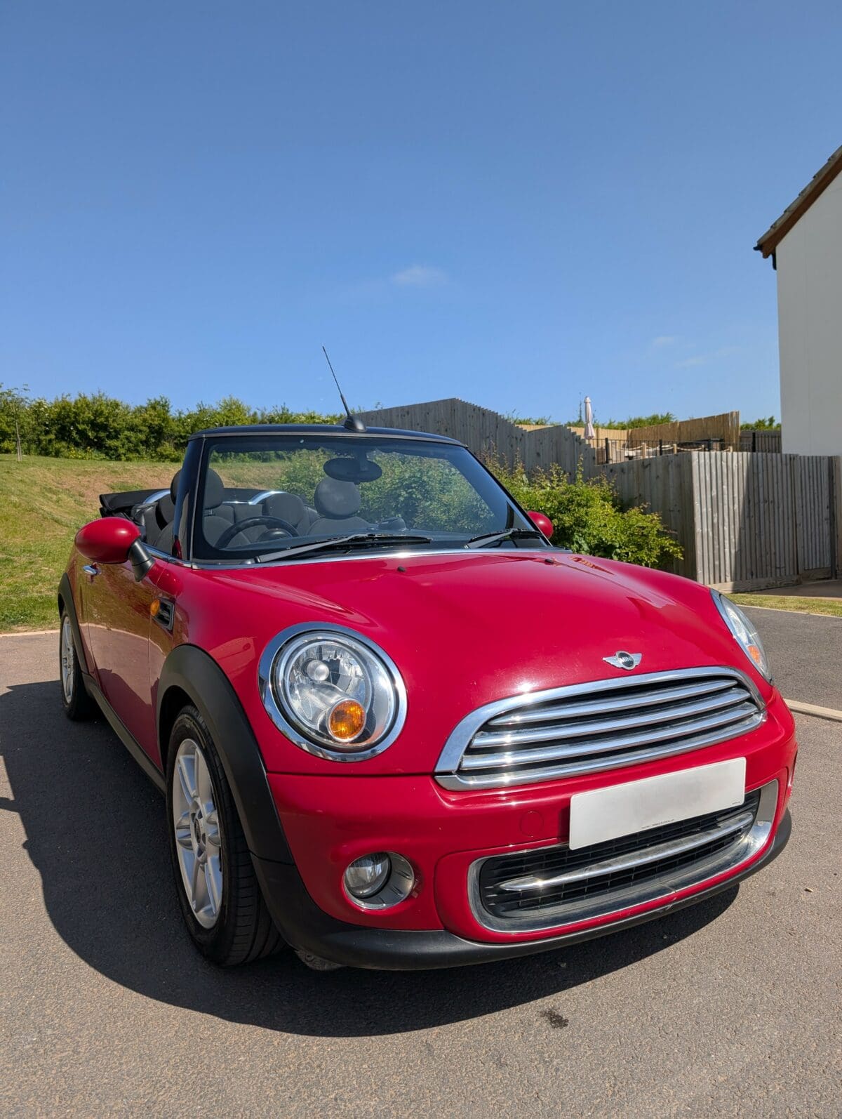 WIN A MINI COOPER CONVERTIBLE 🚗 - Image 4